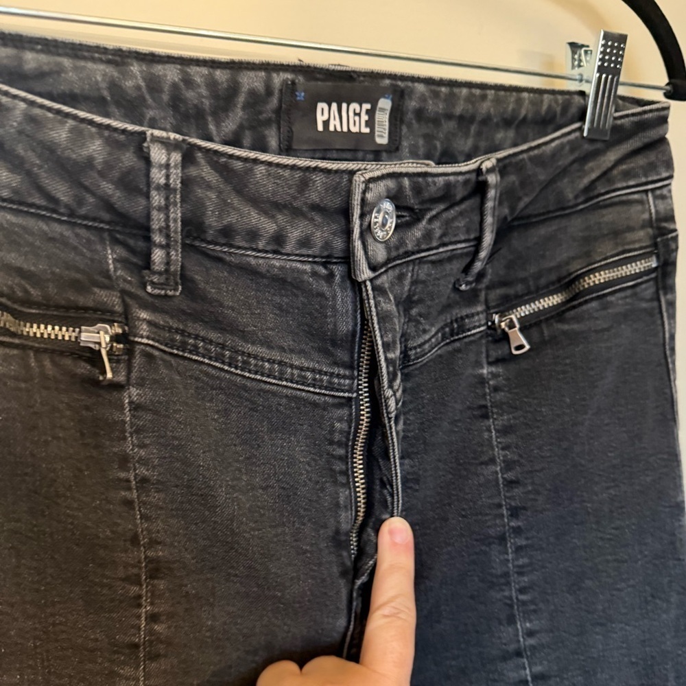 Paige Sarah Slim High Rise Jeans Raw Hem & Zippers in Virgo Black Size 28 - Picture 3 of 16